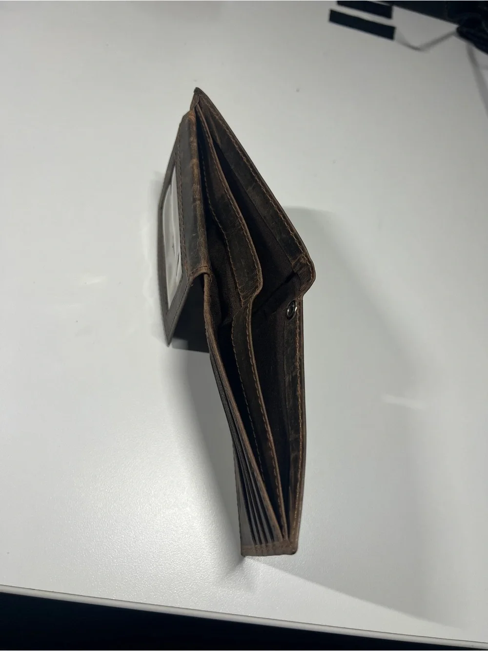 Classic Brown Leather Bi-Fold Wallet